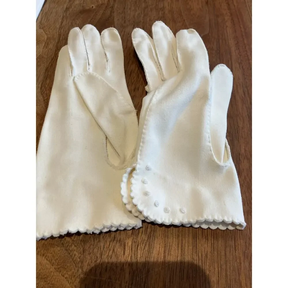 Ladies White Gloves Lot of (3) Vintage Embroidered Regency Tea Party Cotillion‎
